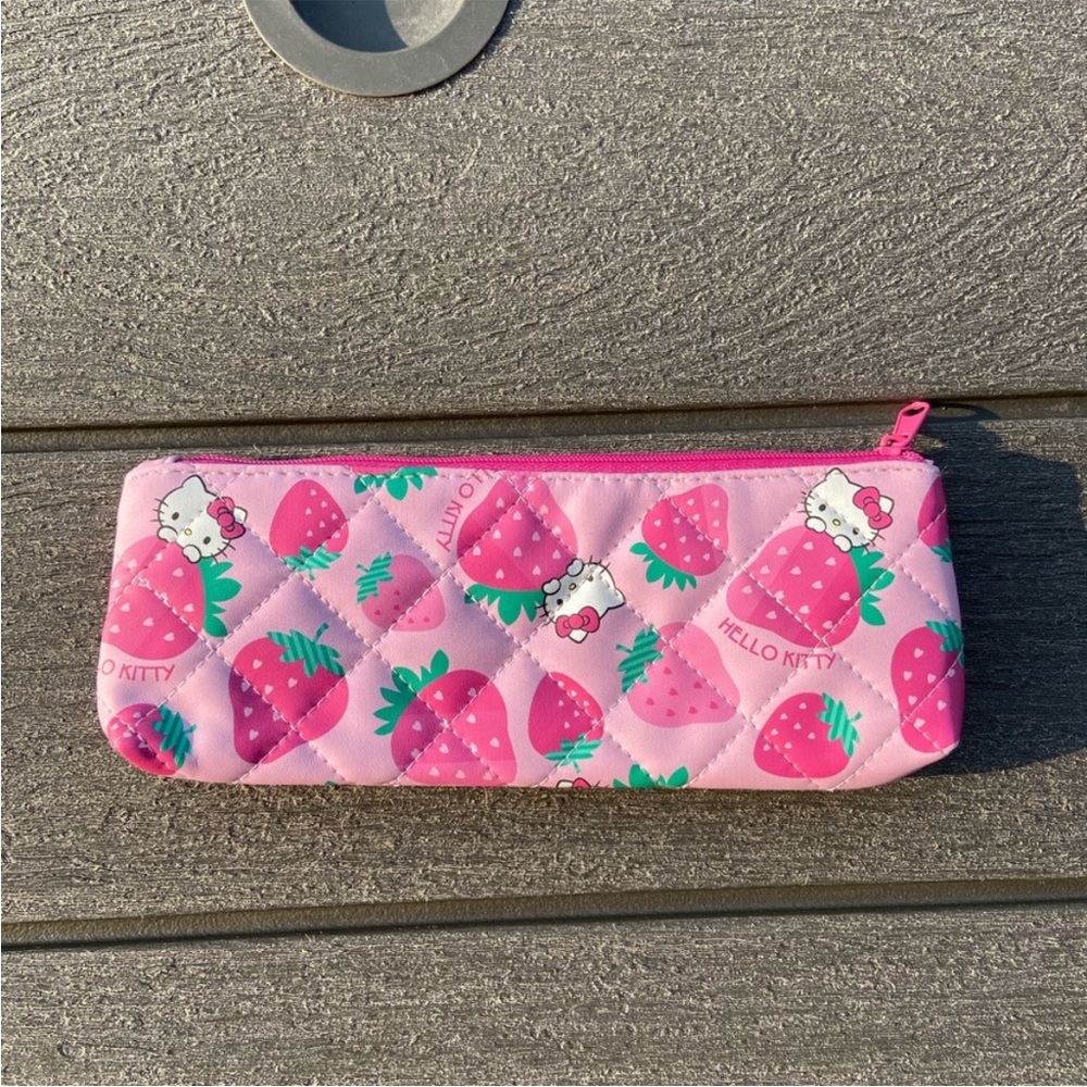 NWT Authentic Hello Kitty Bundle - Picture 10 of 10